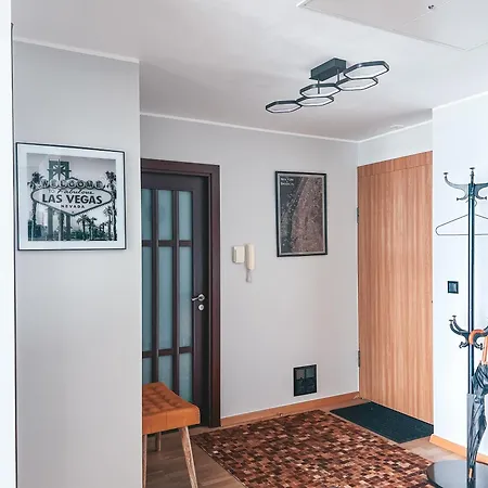 Up 34 Floor 클라이페다