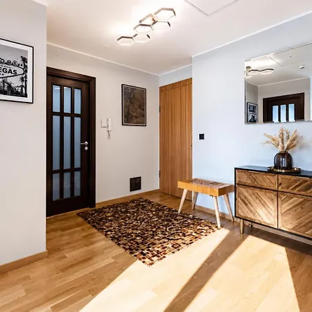 Apartment Up 34 Floor *